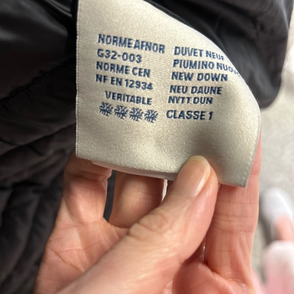 Moncler Barbel Coat new with no tags. - Picture 7 of 12